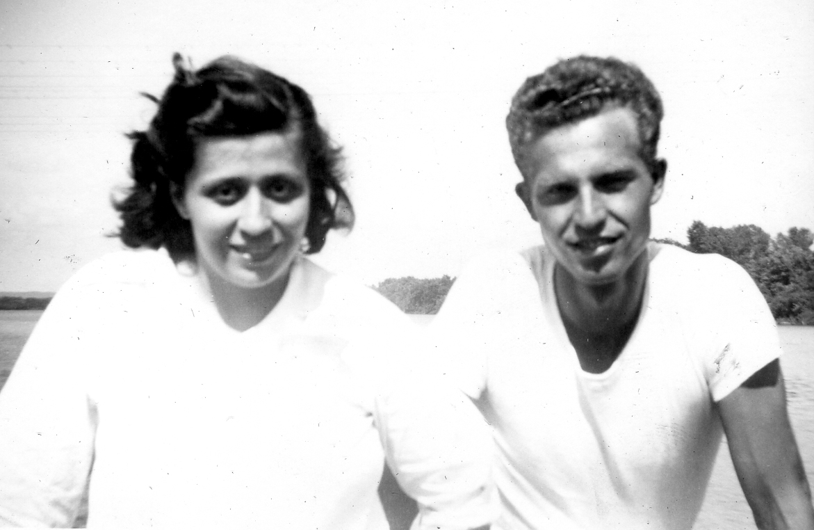 Momanddad